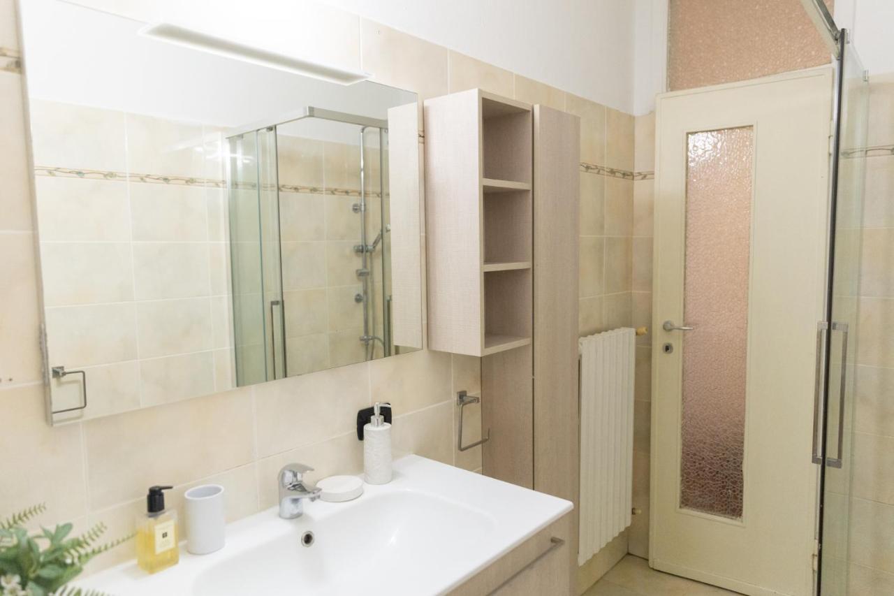 Ferienwohnung Sweet House Corso Genova Mailand Exterior foto