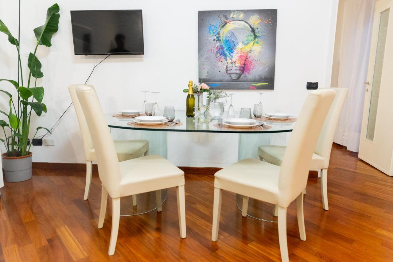 Ferienwohnung Sweet House Corso Genova Mailand Exterior foto